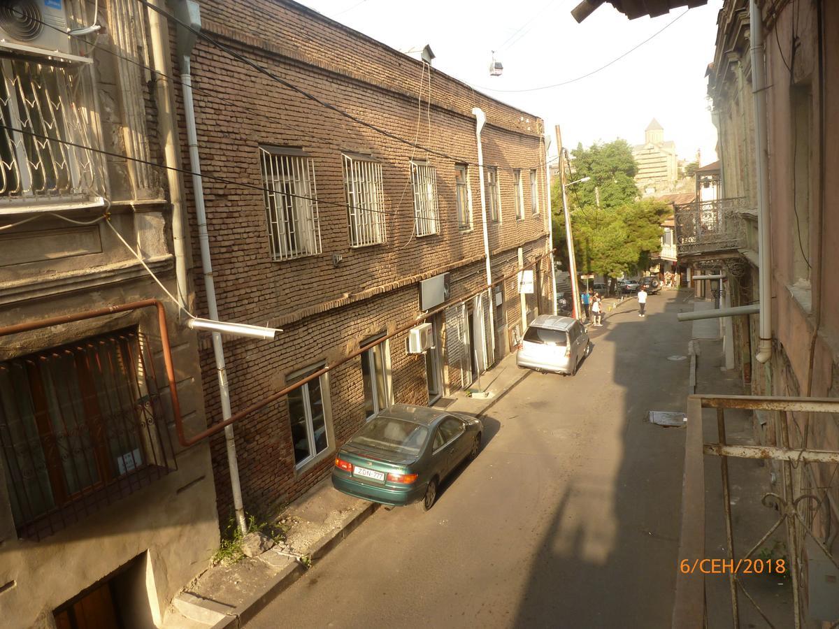 Jeki'S Apartment In Old Tbilisi Zewnętrze zdjęcie