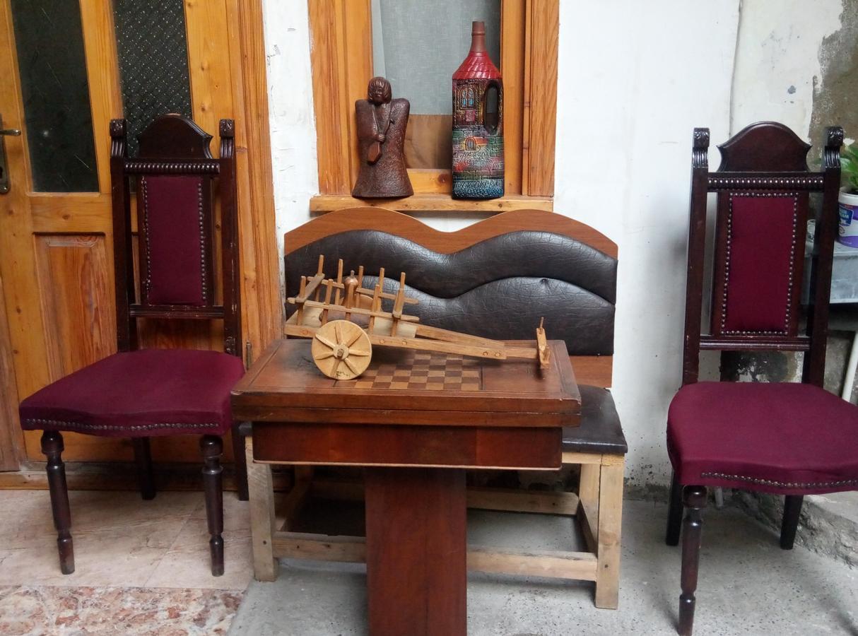 Jeki'S Apartment In Old Tbilisi Zewnętrze zdjęcie